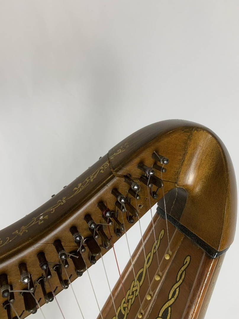 Lyon & Healy Clark Irish - non-playable - Image 2